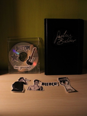 Justin Bieber pack with notebook, CD and stickers