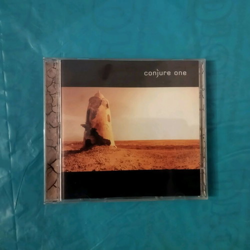 Conjure One double CD like new, electronic music