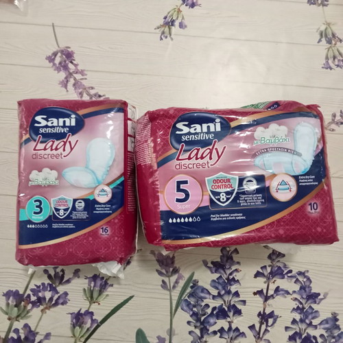 Sani Sensitive Lady Discreet Super Pads new, pack of 16 no3 and 10 no5