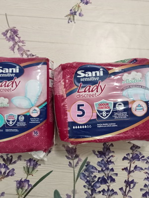 Sani Sensitive Lady Discreet Super Pads new, pack of 16 no3 and 10 no5