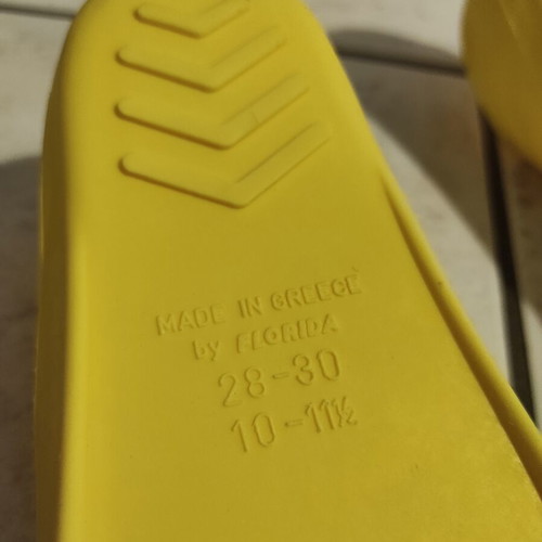 Florida Speedy swim fins size 28-30 yellow like new