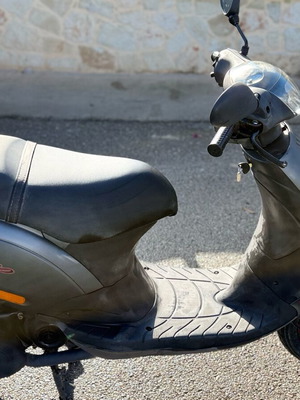 Piaggio ZIP 50 4T 7000χλμ 2023 σαν καινούργιο