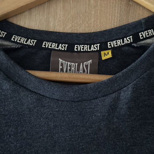 Everlast T-shirt καινούργιο, μέγεθος medium, γκρι και μπλε