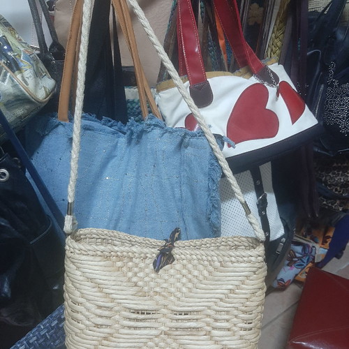 Summer handmade straw shoulder bag used