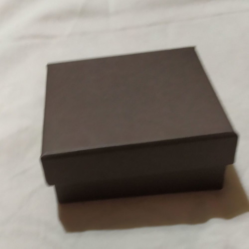 Paper box new 9x9 cm