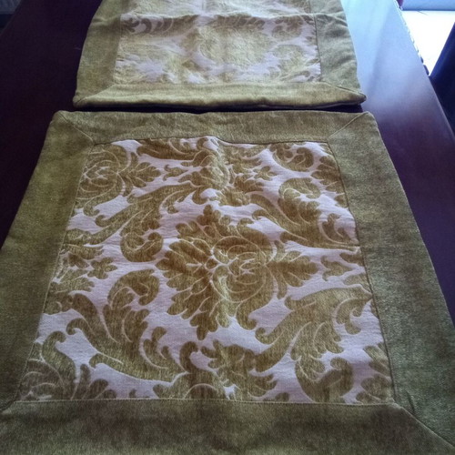 Large sofa pillowcases pack of two like new, 58×58 cm