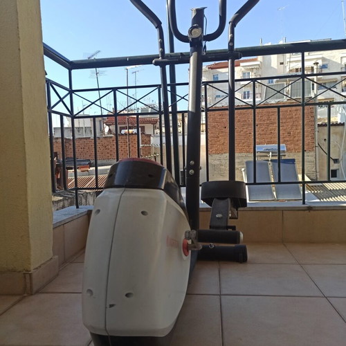 Norton elliptical fitness machine used with repaired mainboard