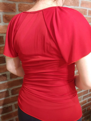Best Manuel blouse ruby wrap used, size M