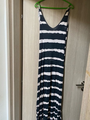 Maxi dress like new, sizes S and M