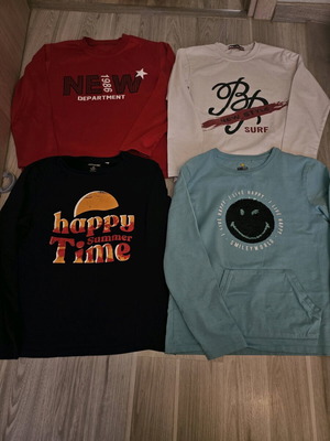 T-shirts for 12 years old, pack of 4, like new