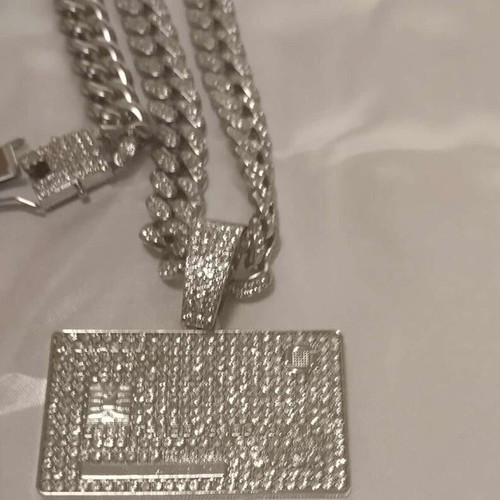 Bank Card Shape Pendant Necklace new, silver with zircon
