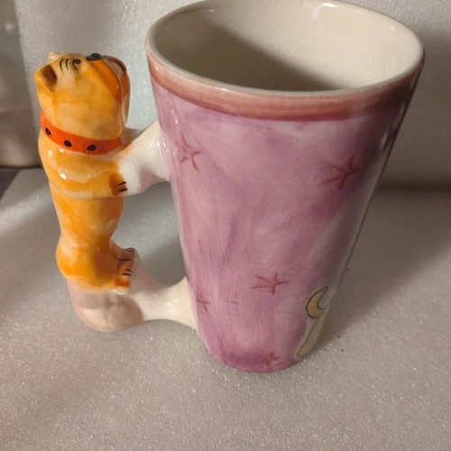 Vintage ceramic dog mug used, good condition