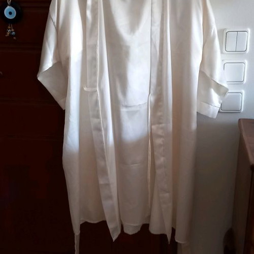 Set robe nightgown new, size small medium, ideal for bridal