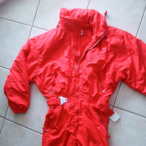 Ellesse jumpsuit red used, size M-L