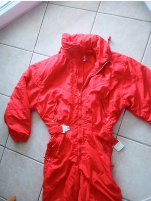 Ellesse jumpsuit red used, size M-L