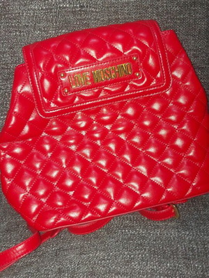 Moschino κόκκινη τσάντα πλάτης σαν καινούργιο