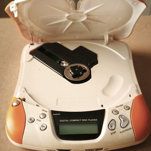 Napa DAV310 MP3 VCD CD Player with audio issue