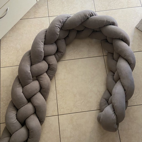 Baby crib bumper like new, 4-strand braid, 2m length