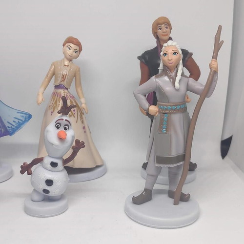 Frozen II Disney collectible figure set, like new, 10 pcs