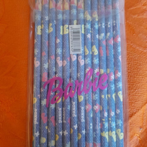 Pencils new, pack of 13