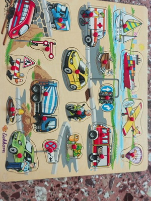 Children's educational wooden puzzle