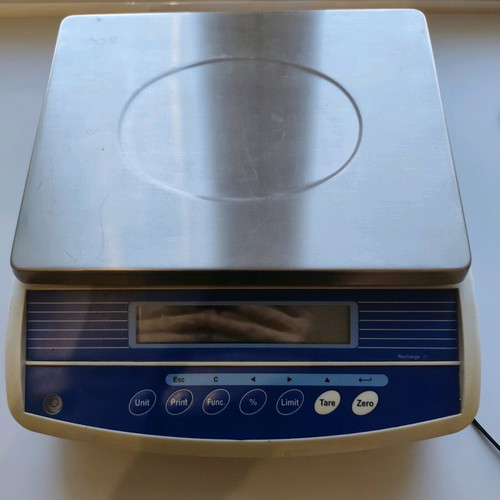Scale like new