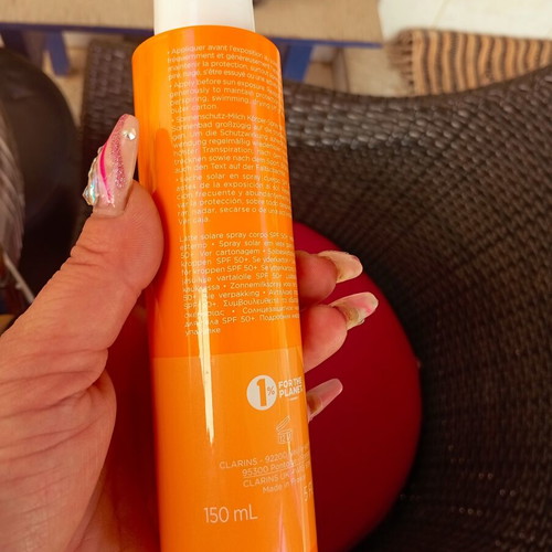 Clarins 50 SPF sun spray lotion new