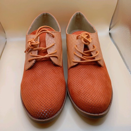 Walking shoes new, size 38, orange with protective case