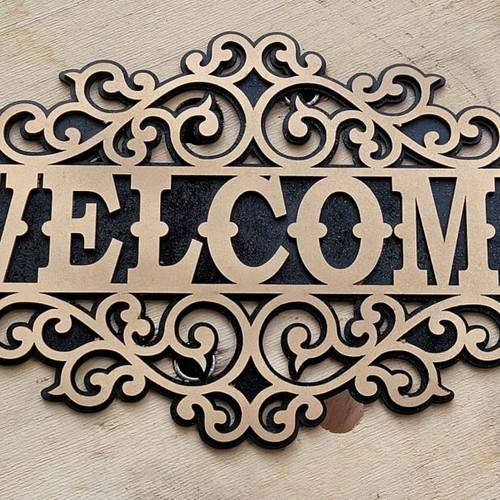 Wooden Welcome sign new with decorative design