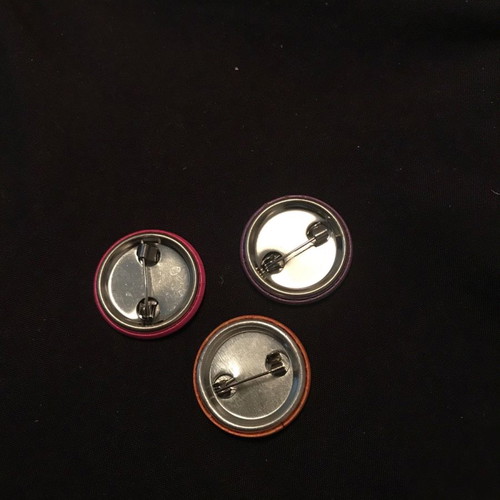 Children's pins in excellent condition for bag or jacket