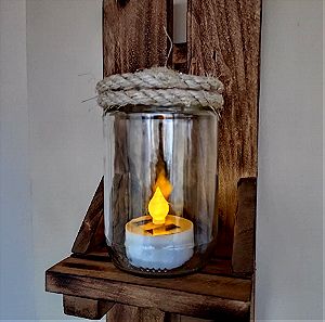 Χειροποίητη κρεμαστή βάση για κεριά και διακοσμητικά από καμένο ξύλο