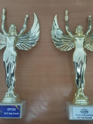 Poker tournament first place trophies new, set of 2 figurines