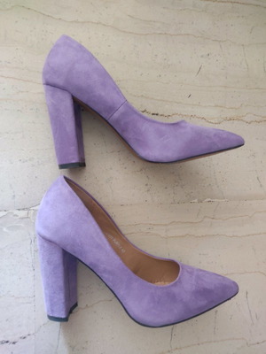 Suede purple pumps like new, size 40, 10 cm heel