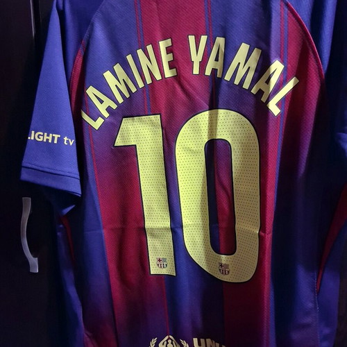 Barcelona Gamal jersey like new, size Large