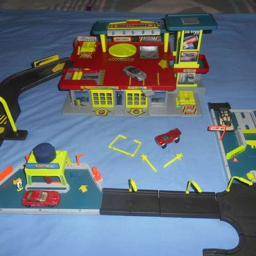 Matchbox Action System Super Service Centre used (1994)