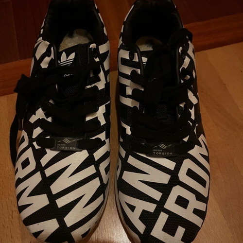 Adidas women's athletic shoes collectible like new, multicolor