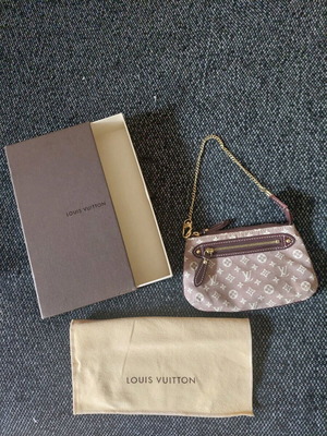 Louis Vuitton Mini Pochette нова, сивкава и розова