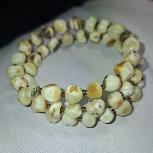 Bracelet made of solid royal Baltic amber, beige, new