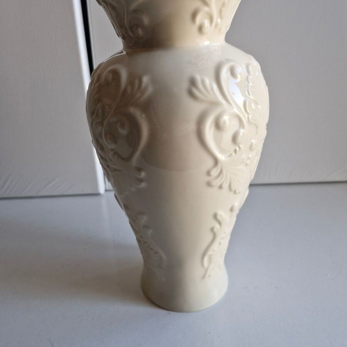 Lenox vase with 24K gold new, embossed vintage decoration