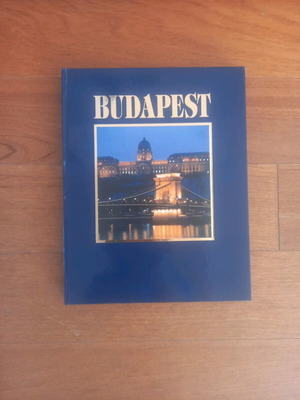 Budapest coffee table book like new, English