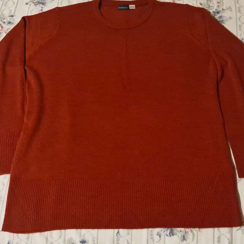 Red sweater XL like new, unworn