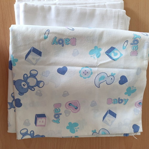 Crib sheet set like new, children's