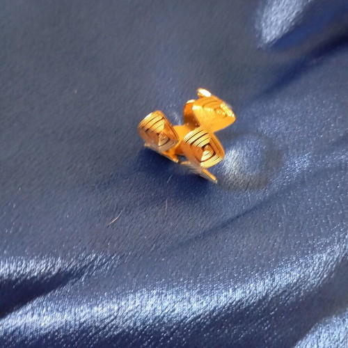Ring stainless steel adjustable new with meander gold tone