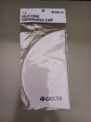 Swimming cap new in excellent condition