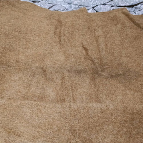 Venus vintage '80s wool blanket in excellent condition