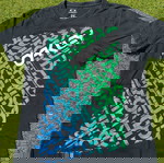  Oakley vintage black t-shirt