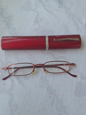 Eyeglasses +2.50 red like new