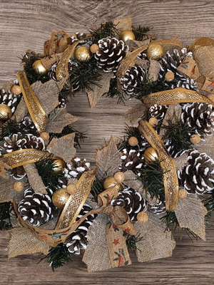 Handmade Christmas wreath 45 cm with golden details new
