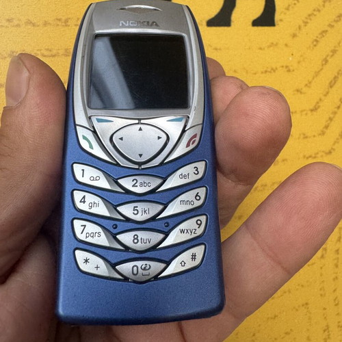 Nokia 6100 mobile phone