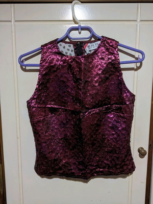 Alexi Andriotti shiny sleeveless top used, size 46